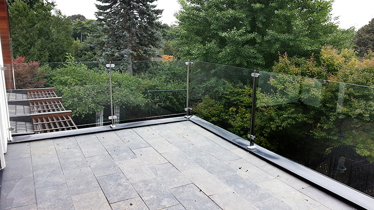 no top railing