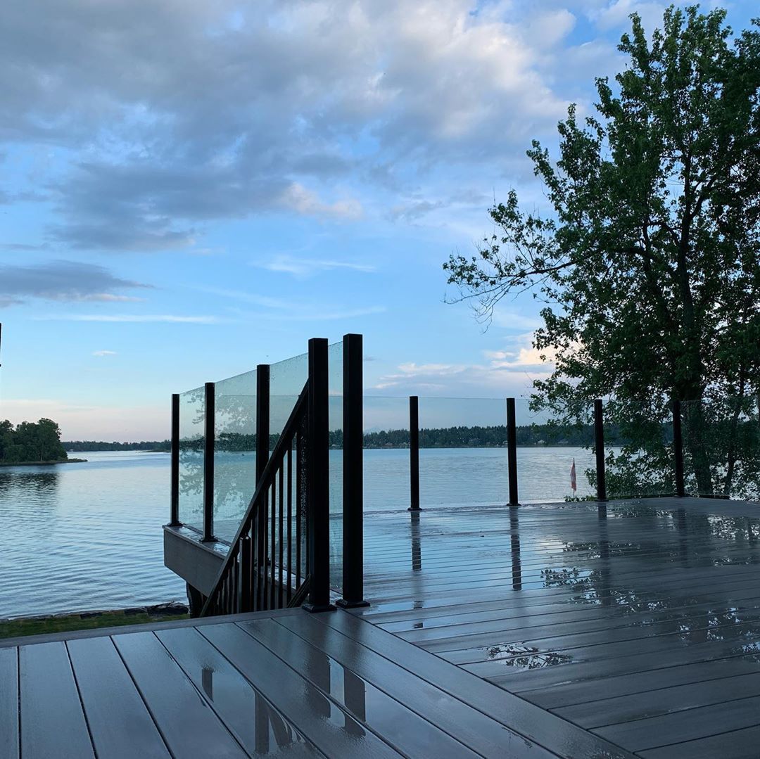 Vista Aluminum Frameless glass Railing System example